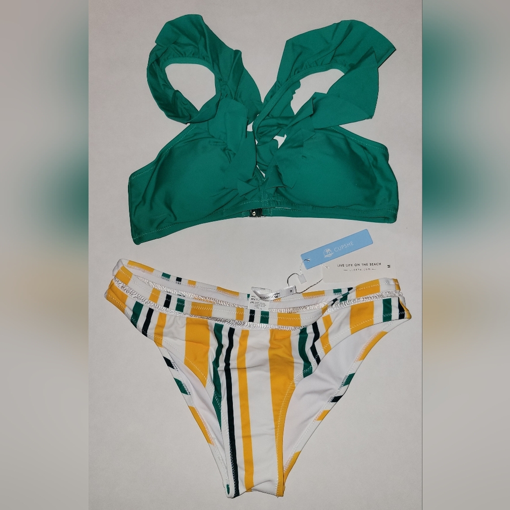 NWTCupShe Medium 2 Piece Swimsuit